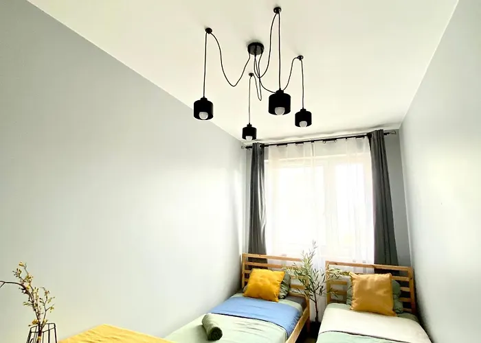 Modern & Cozy In In Perfect Location Apartment *