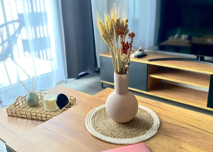 Modern & Cozy In In Perfect Location Apartment Warschau