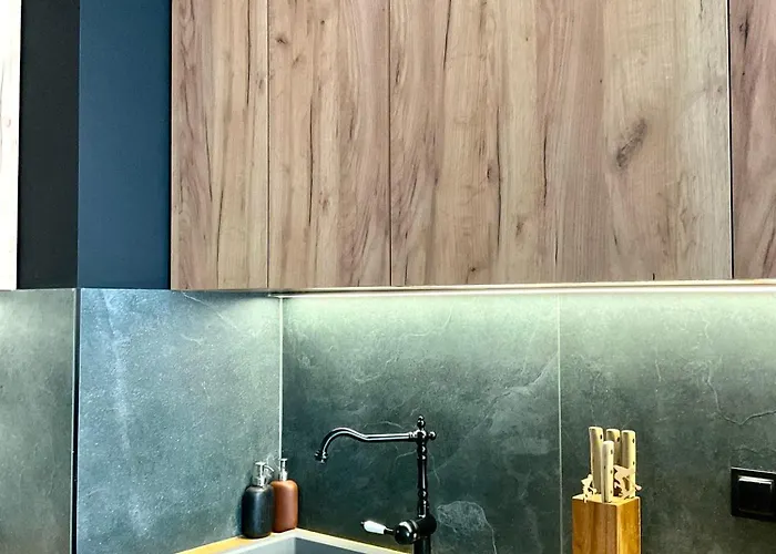 Modern & Cozy In In Perfect Location Apartmán